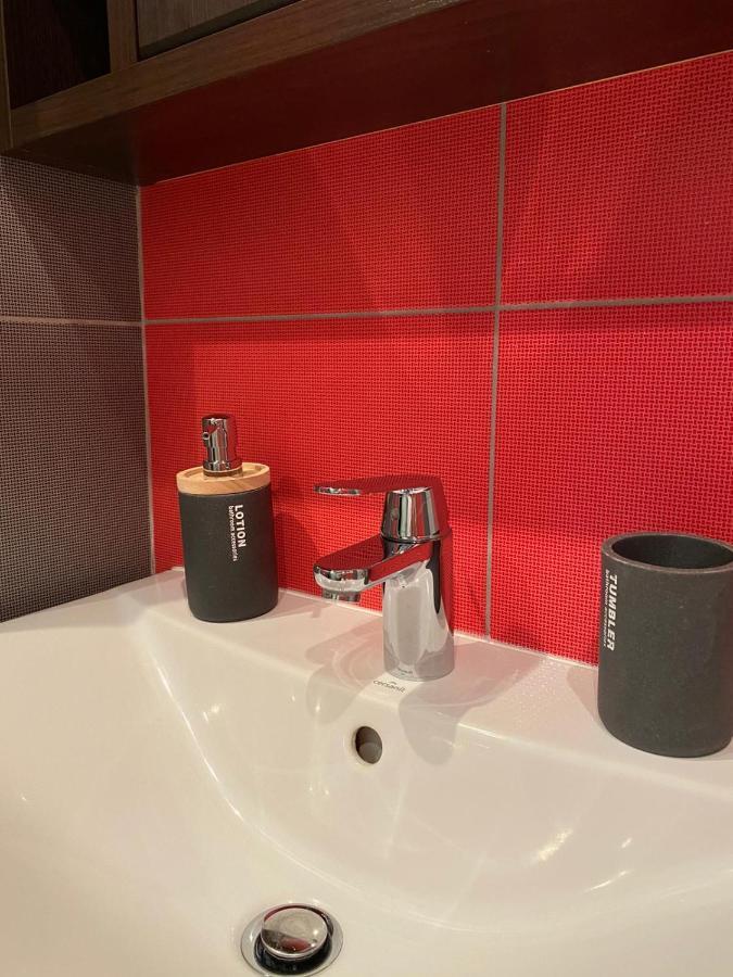 Bright Apartment ホメリ エクステリア 写真